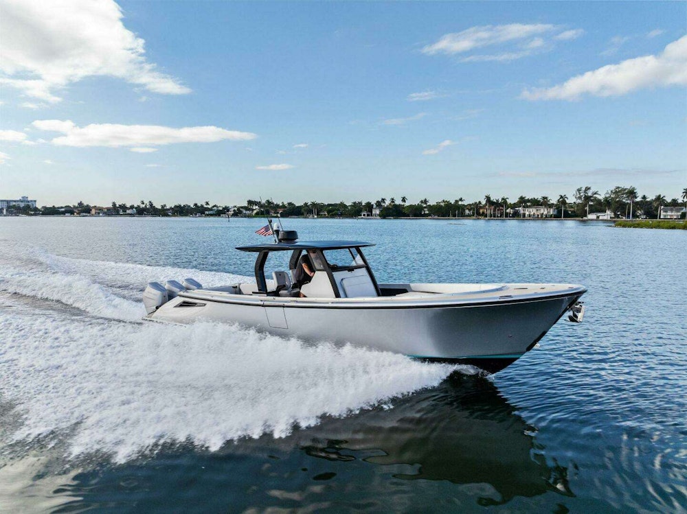 Wajer Center Console Yacht For Sale