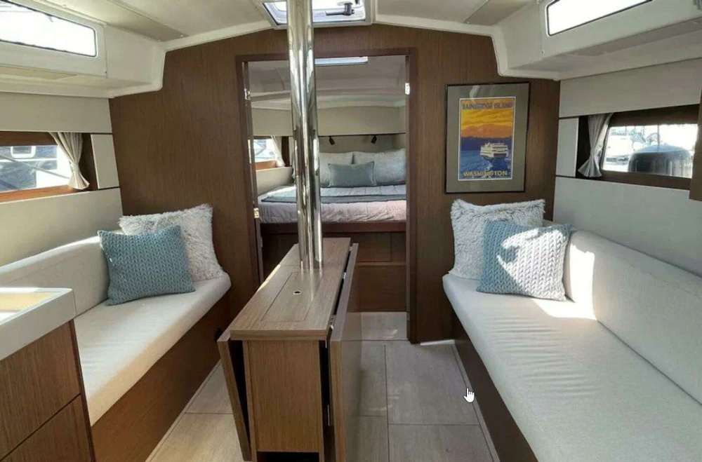 Beneteau Oceanis 38.1 Yacht For Sale