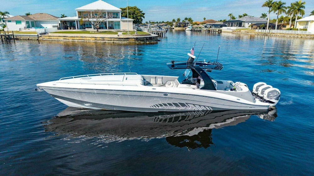 Concept 4400 Sport Yacht Yacht For Sale