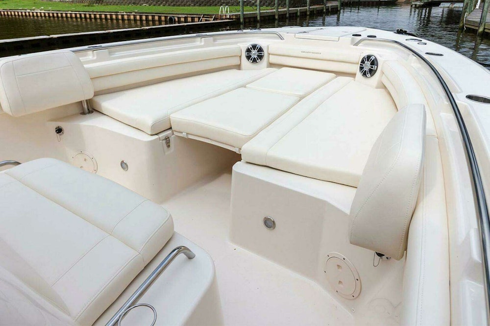 Grady-White  Yacht For Sale