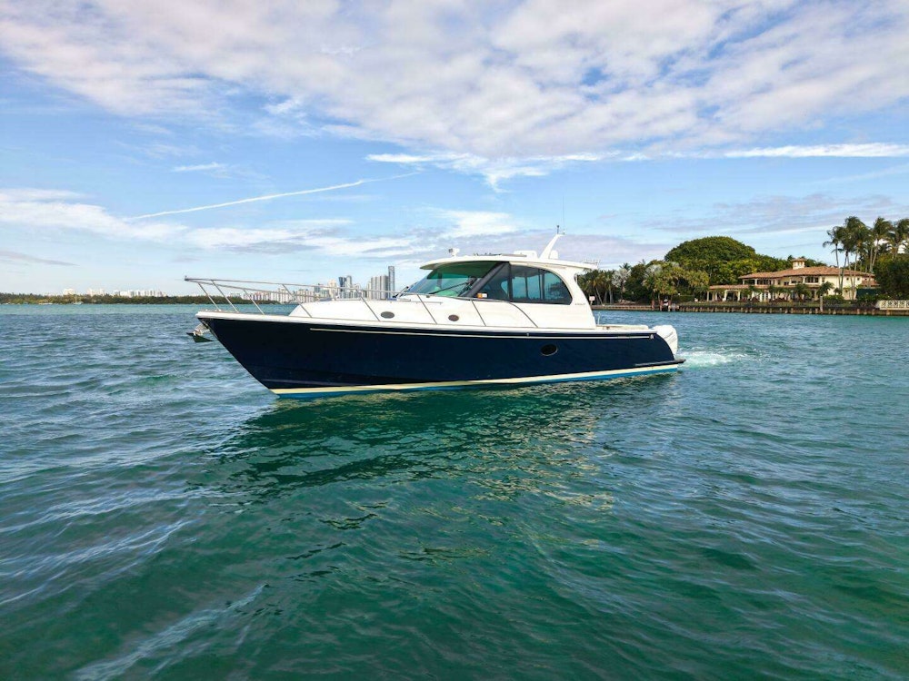 Hinckley 40X Yacht For Sale