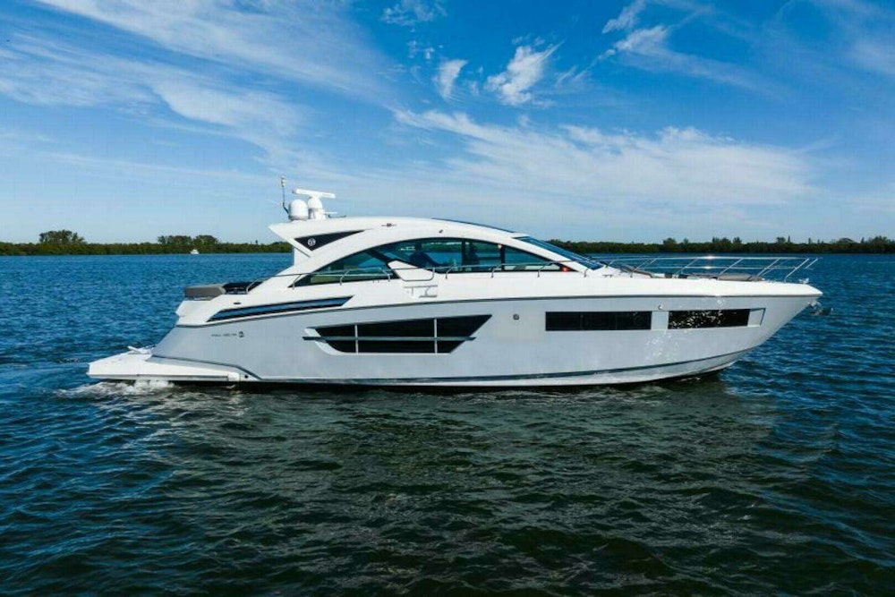 Cruisers Yachts 60 Cantius Yacht For Sale