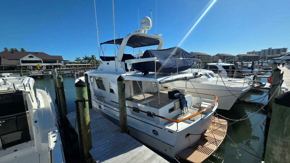 DeFever 48 Tri Cabin Yacht For Sale