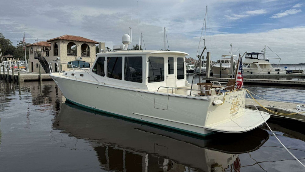 MJM 40z Yacht For Sale