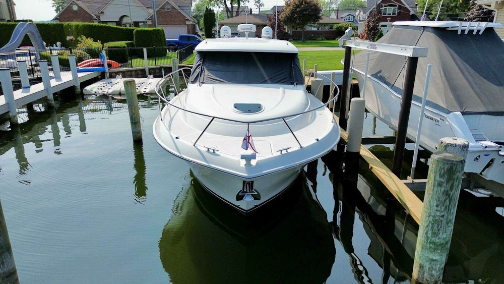 Tiara Yachts 39 Coupe Yacht For Sale