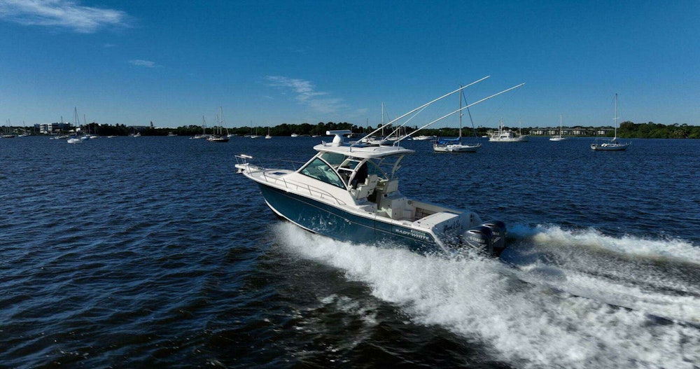 Grady-White Express 330 Yacht For Sale