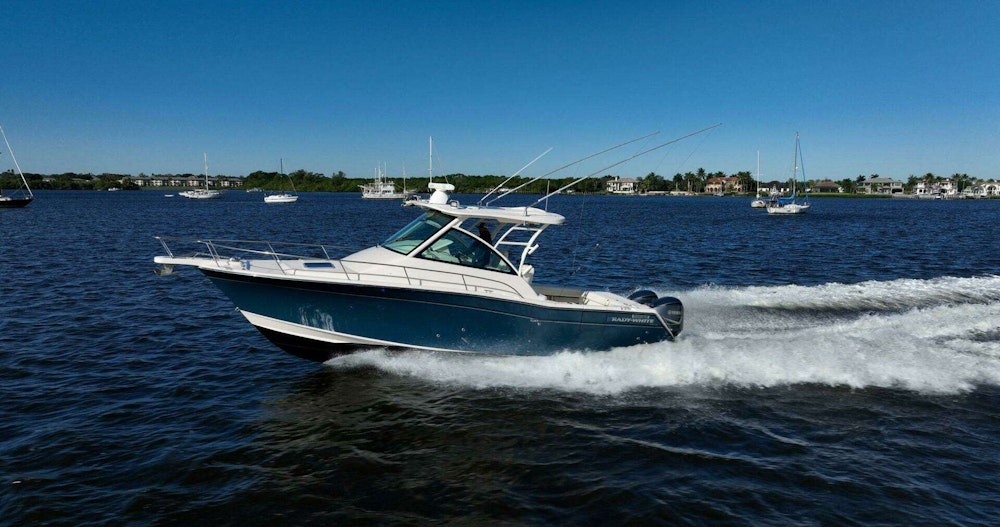 Grady-White Express 330 Yacht For Sale