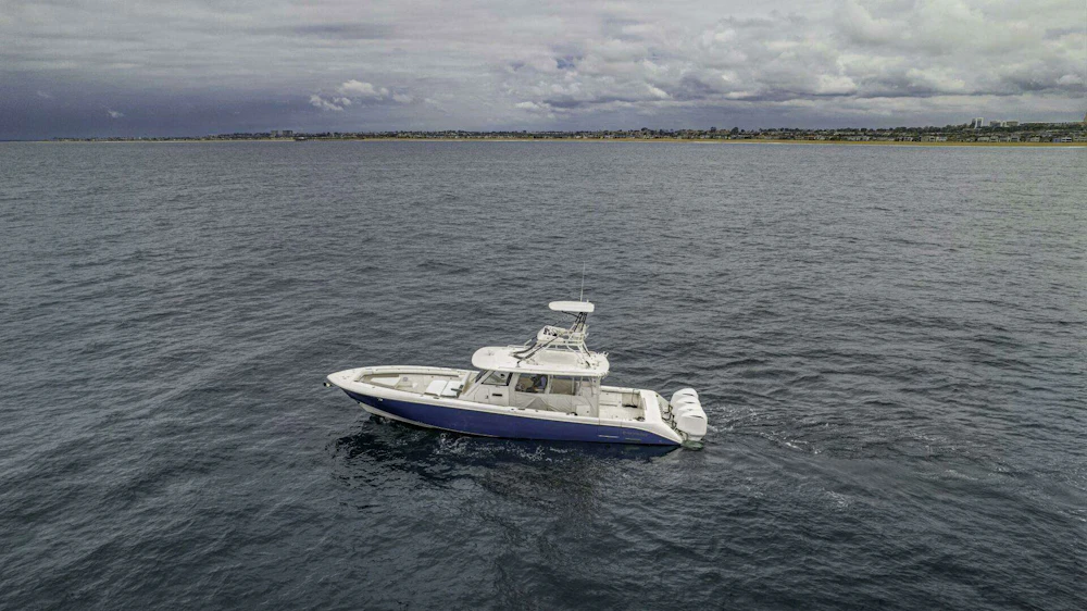 Everglades 435 Center Console Yacht For Sale