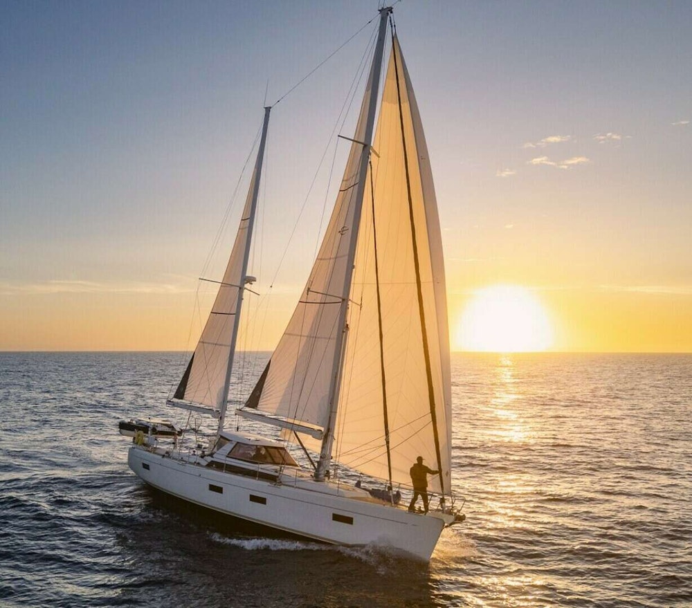 Amel 55 Yacht For Sale