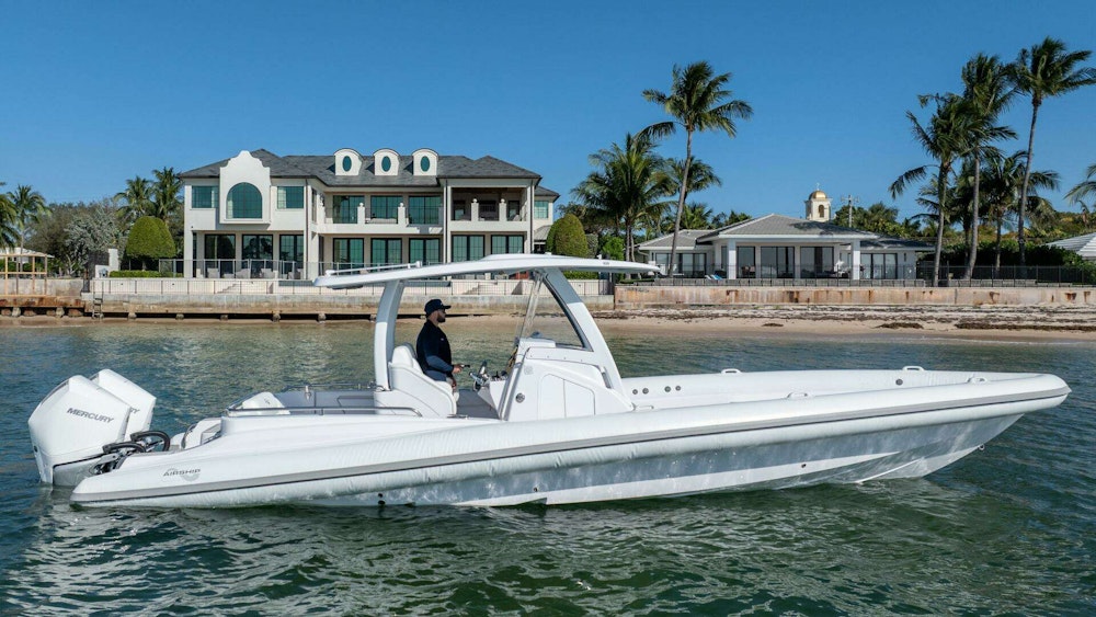 Airship 340 Yacht For Sale