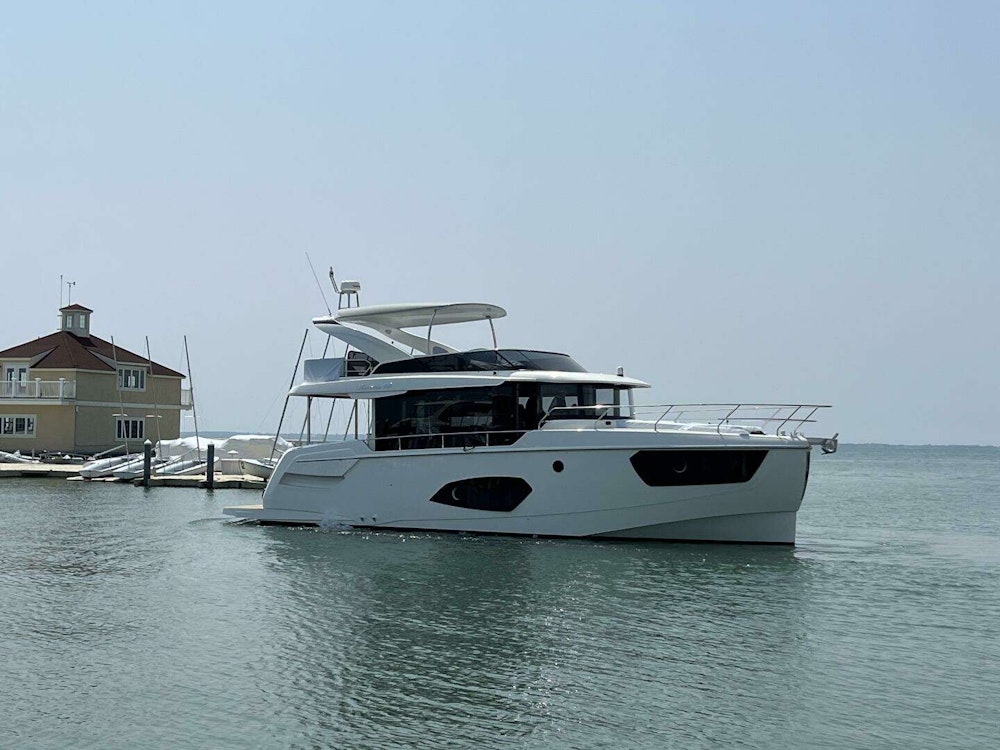 Absolute 48 Navetta Yacht For Sale