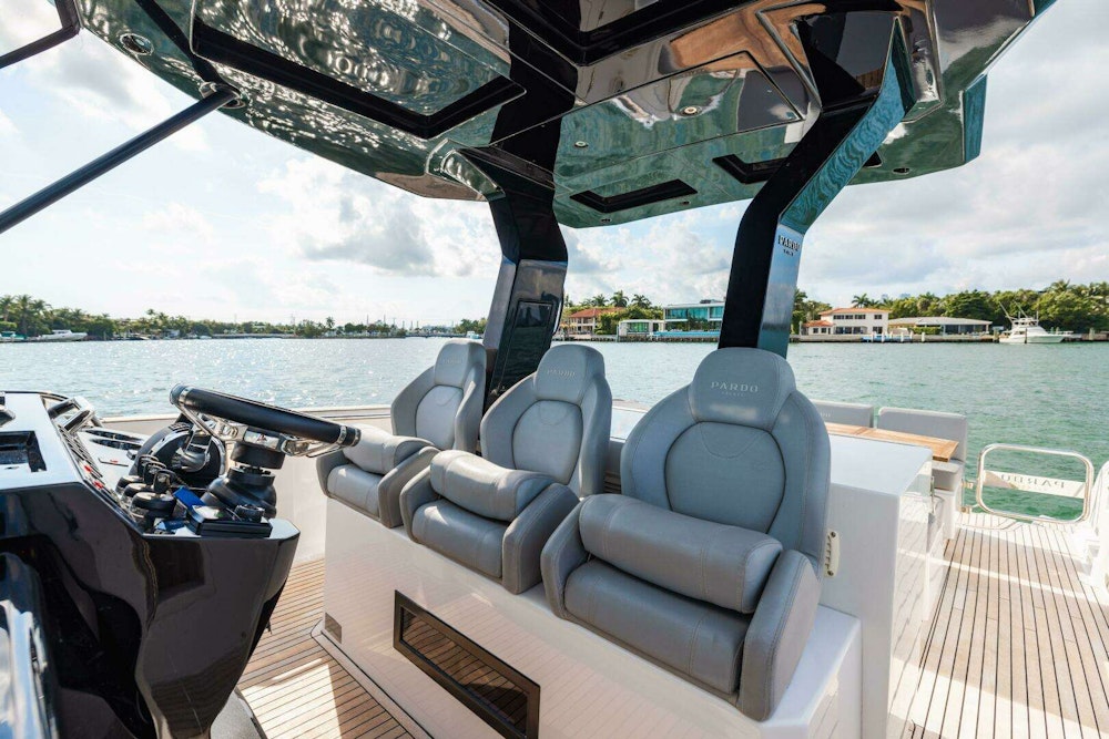 Pardo Yachts 38 OB Yacht For Sale