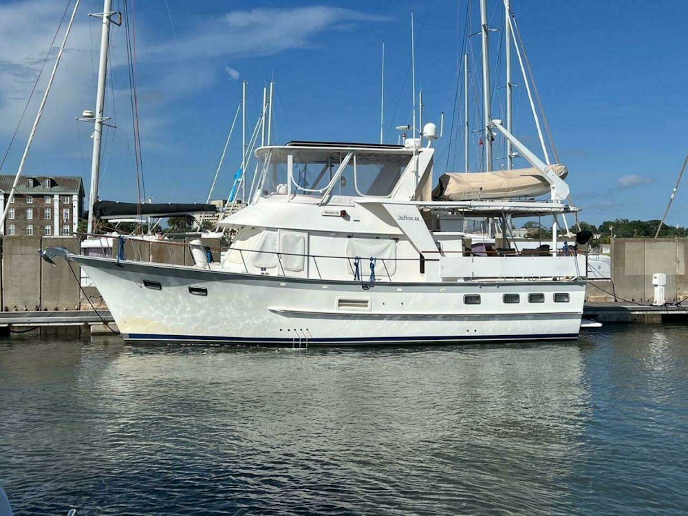 DeFever 44 Sundeck Yacht For Sale