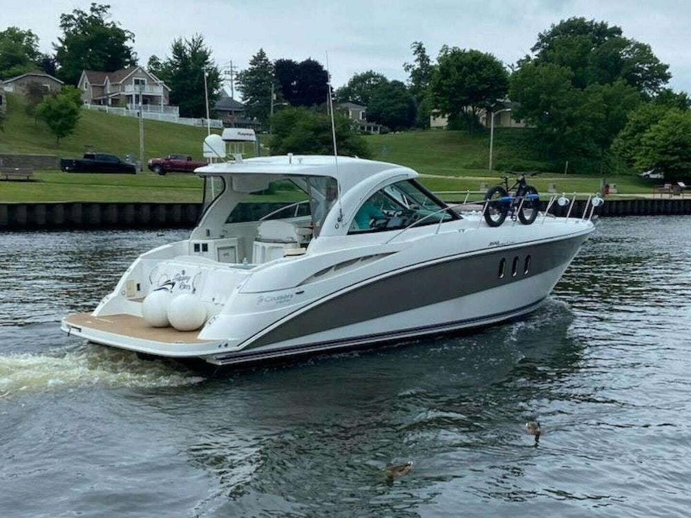 Cruisers Yachts  Yacht For Sale