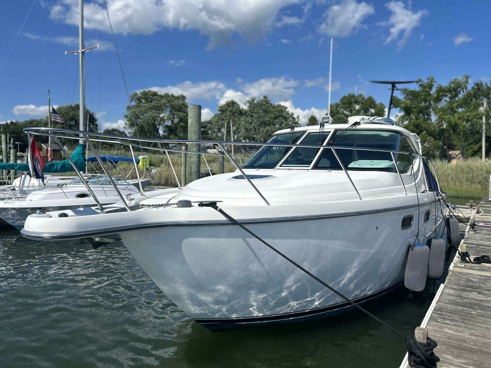 Tiara Yachts 3500 Sovran Yacht For Sale