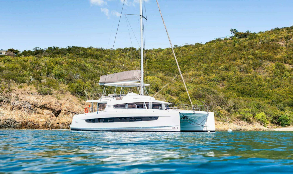 Bali 5.4 Yacht For Sale