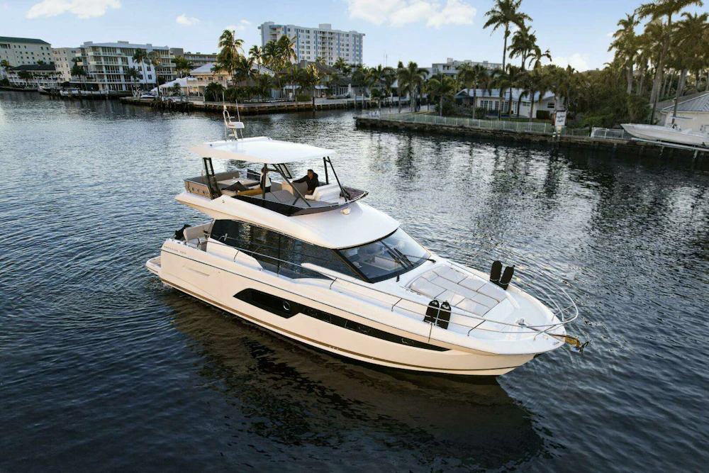 Prestige 520 Yacht For Sale