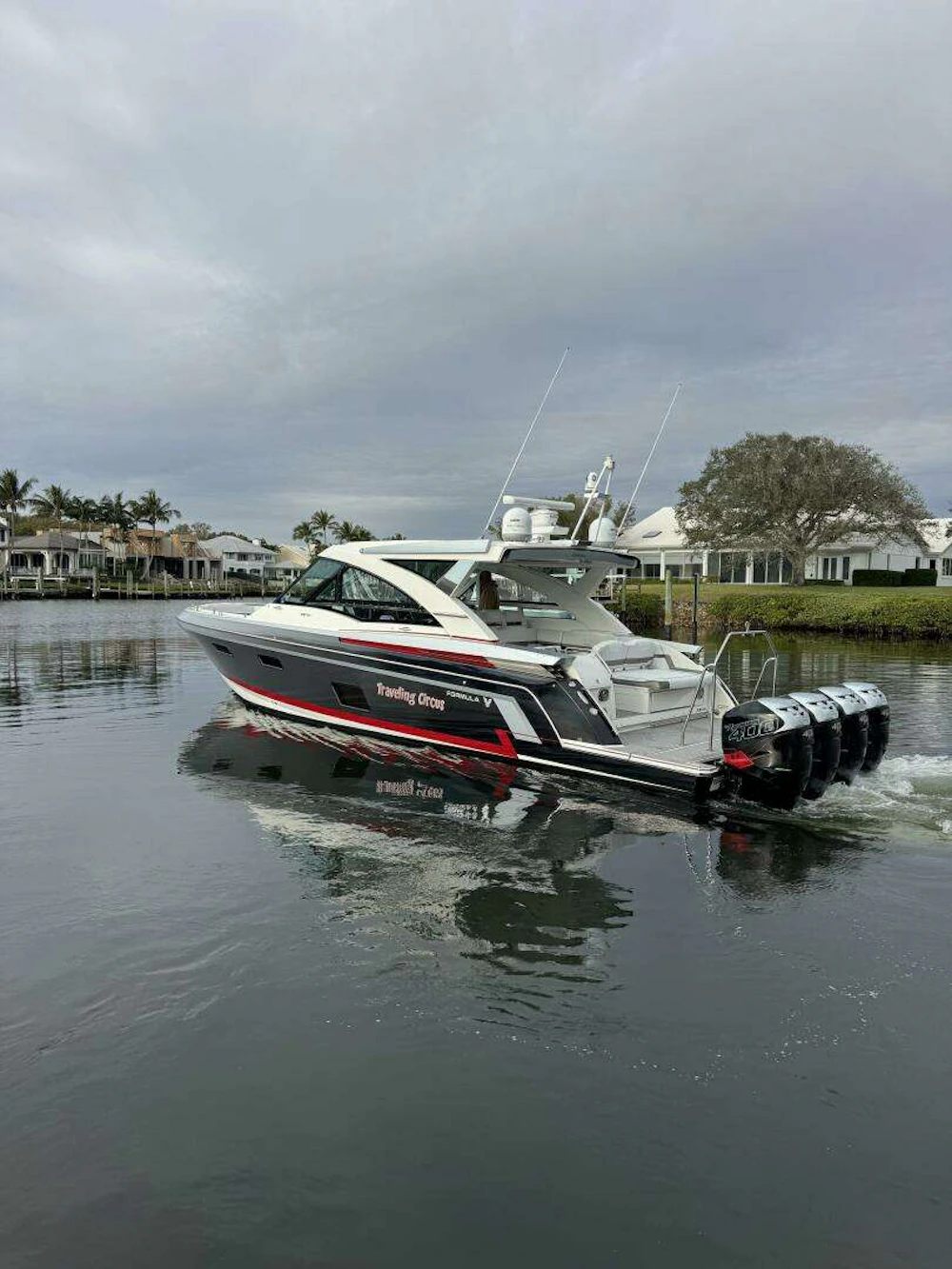 Formula 430 Super Sport Crossover Yacht For Sale