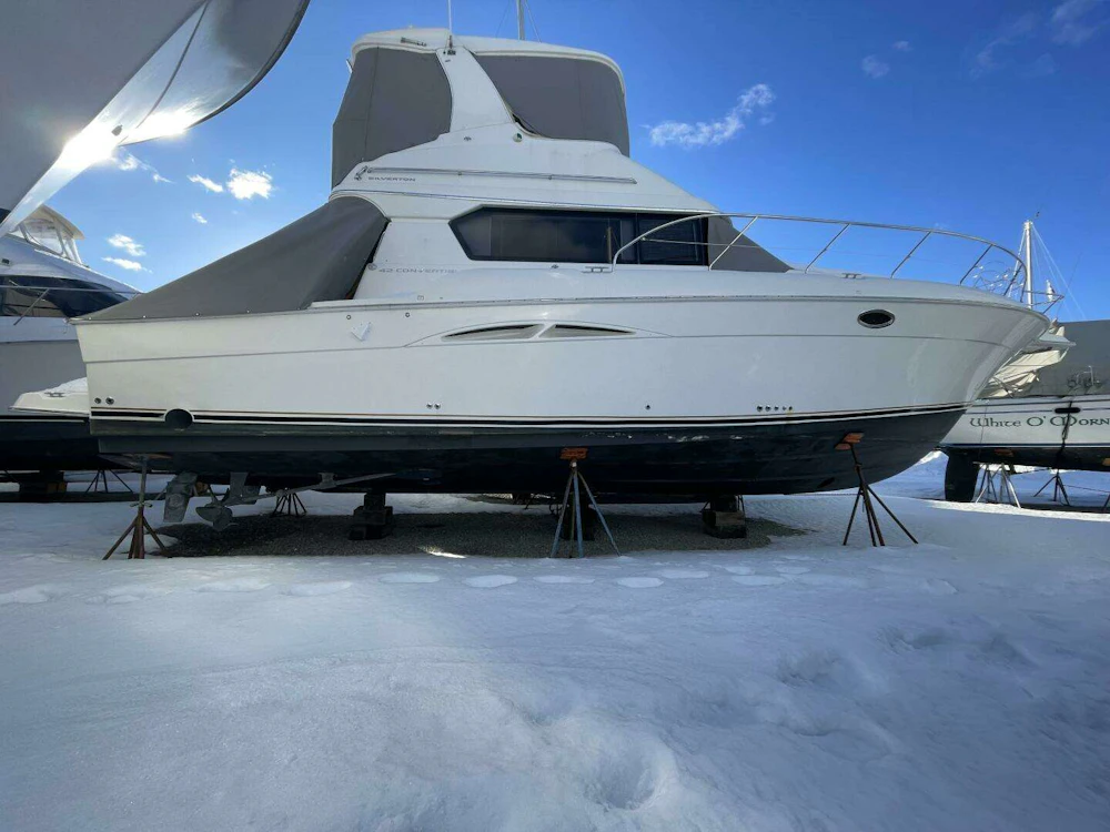 Silverton 42 Convertible Yacht For Sale