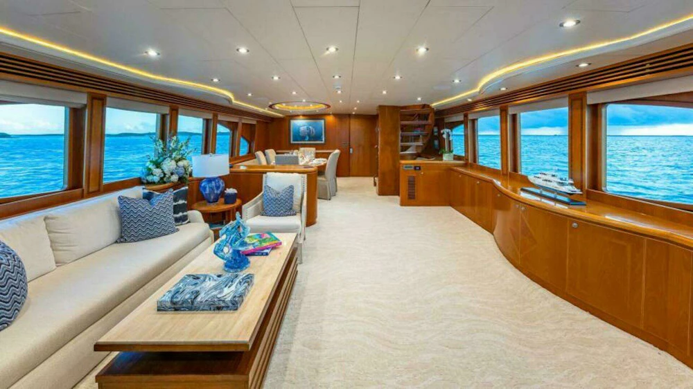 Hargrave Capri Skylounge Yacht For Sale