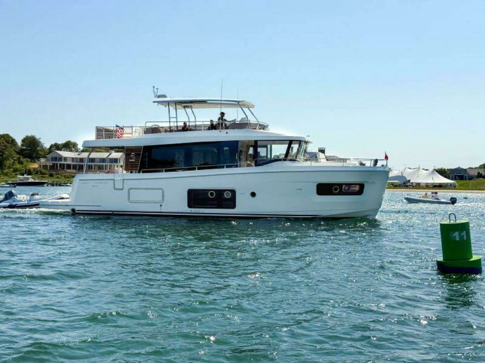 Beneteau Swift Trawler 54 Yacht For Sale
