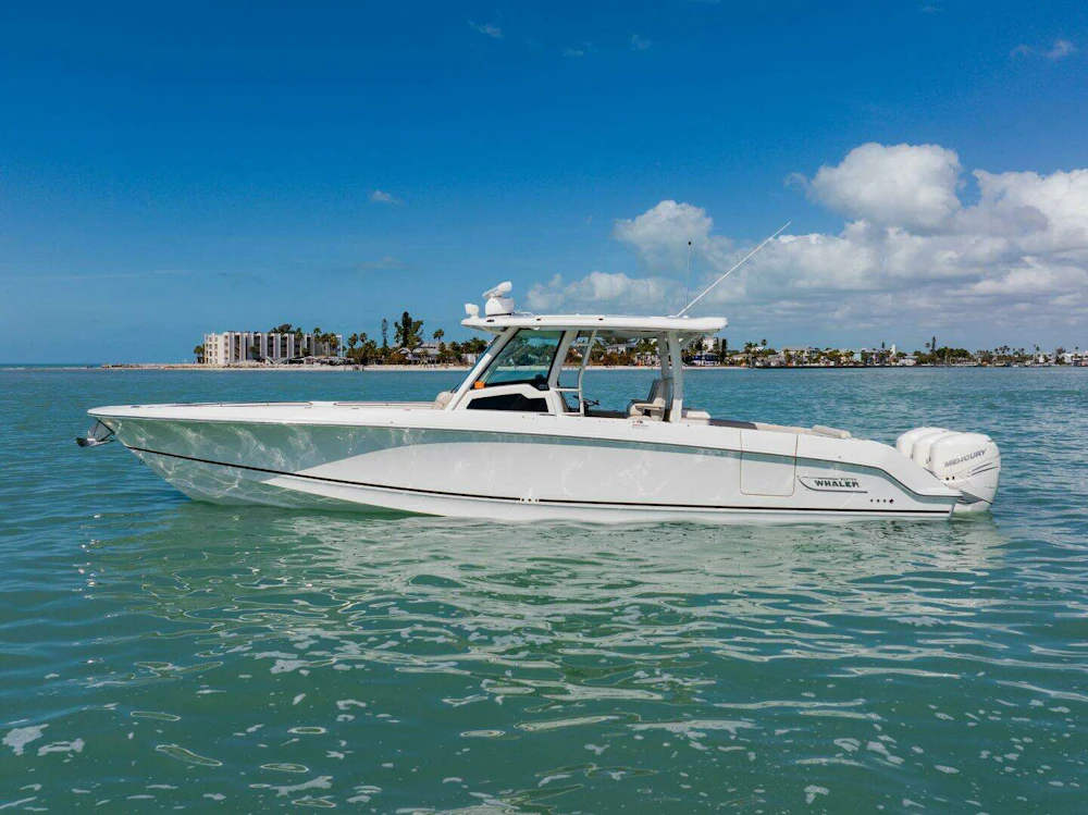 Boston Whaler 380 Outrage Yacht For Sale