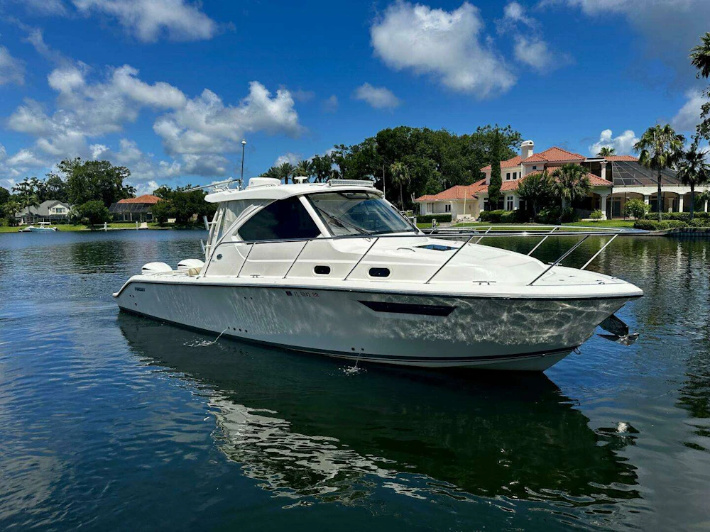 Pursuit 325 OS Yacht For Sale