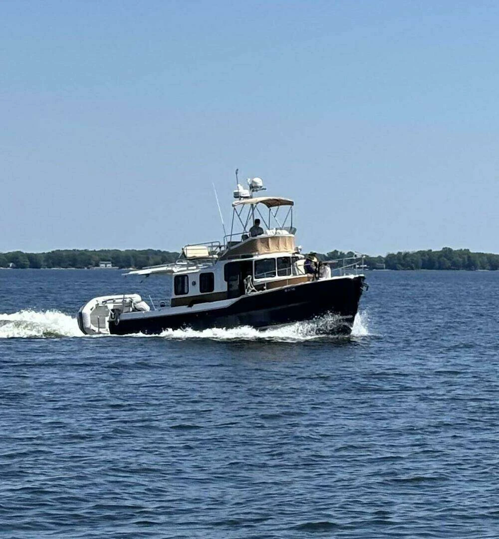 Ranger Tugs R-31 CB Yacht For Sale