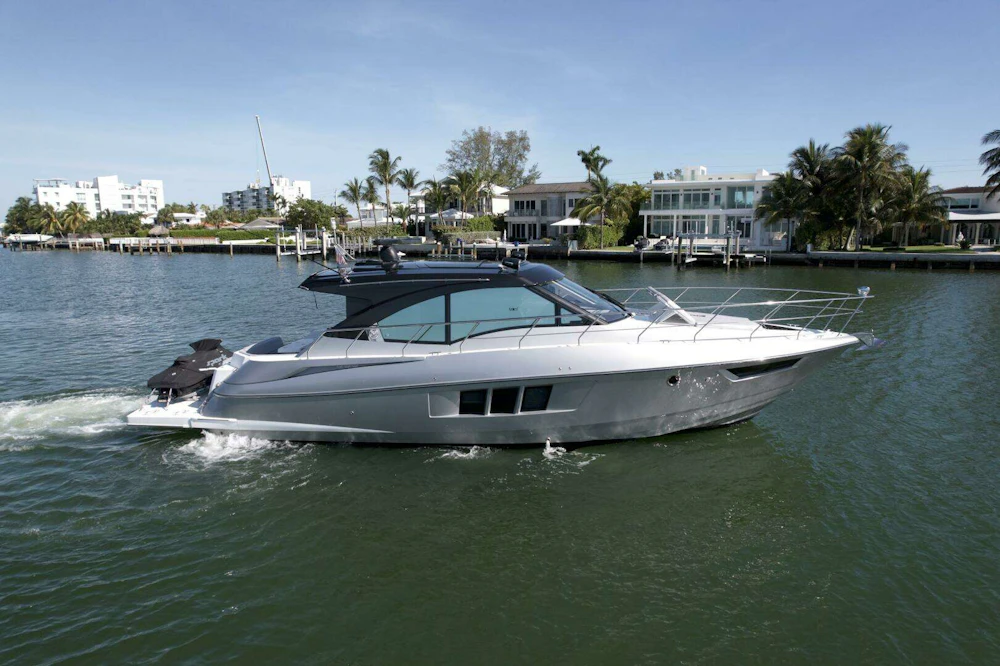 Cruisers 45 Cantius Yacht For Sale