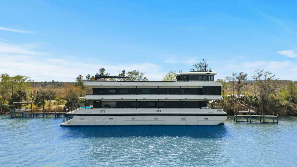 Breaux Brothers 120 GLV Yacht For Sale