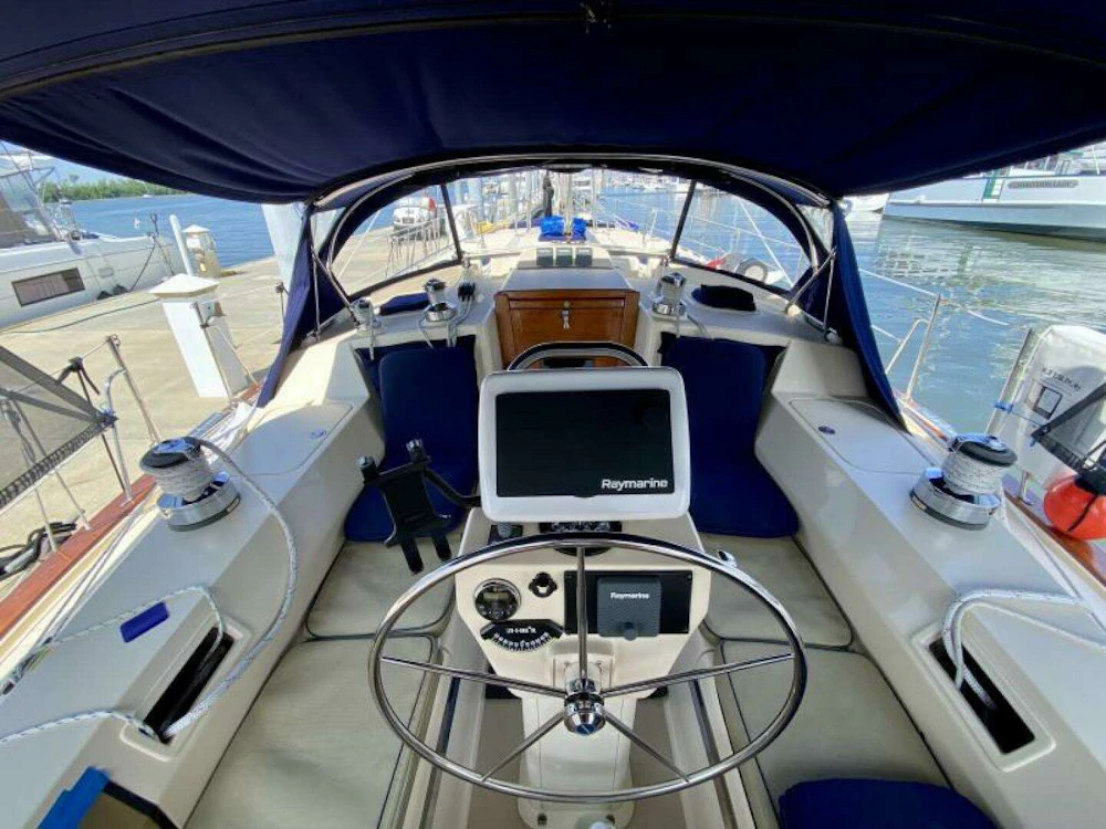 Island Packet 440 Yacht For Sale