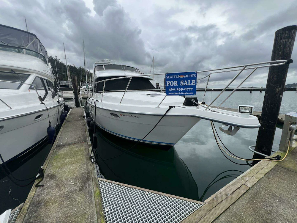 Carver 370 Voyager Yacht For Sale