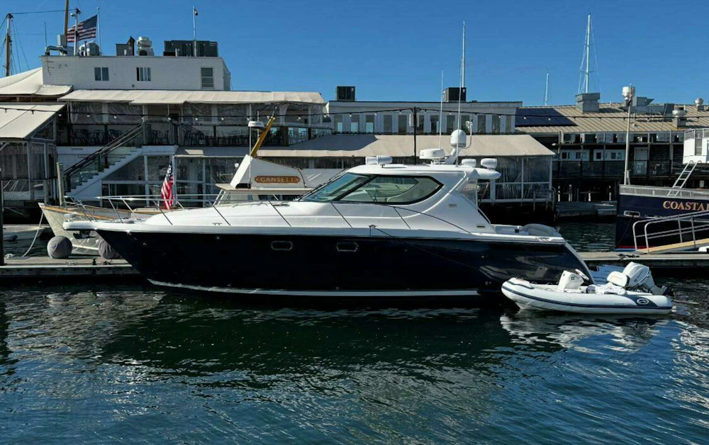 Tiara Yachts  Yacht For Sale