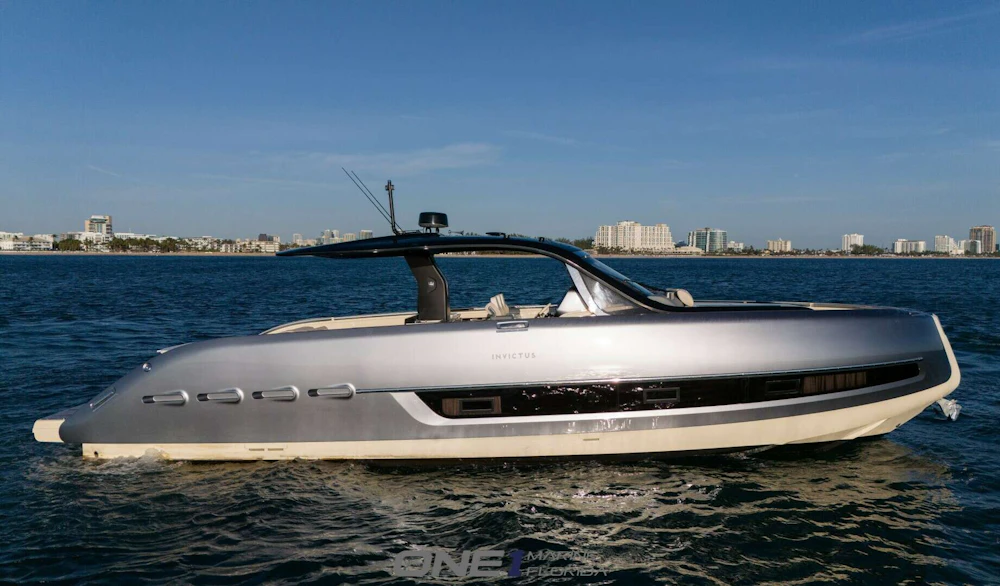 Invictus TT 460 Yacht For Sale