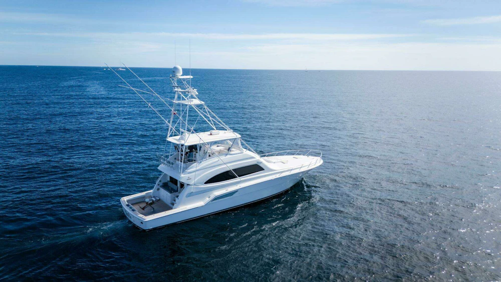 Bertram 67 Convertible Yacht For Sale