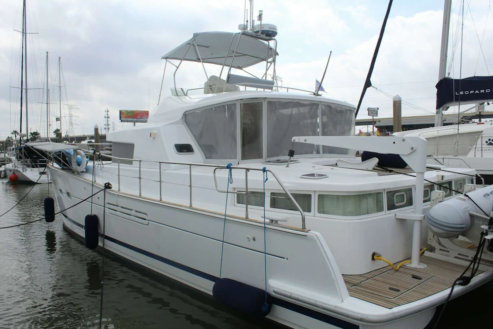 Lagoon 43 Power Cat Yacht For Sale