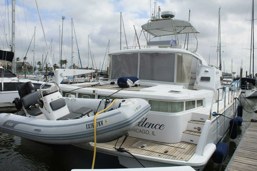 Lagoon 43 Power Cat Yacht For Sale