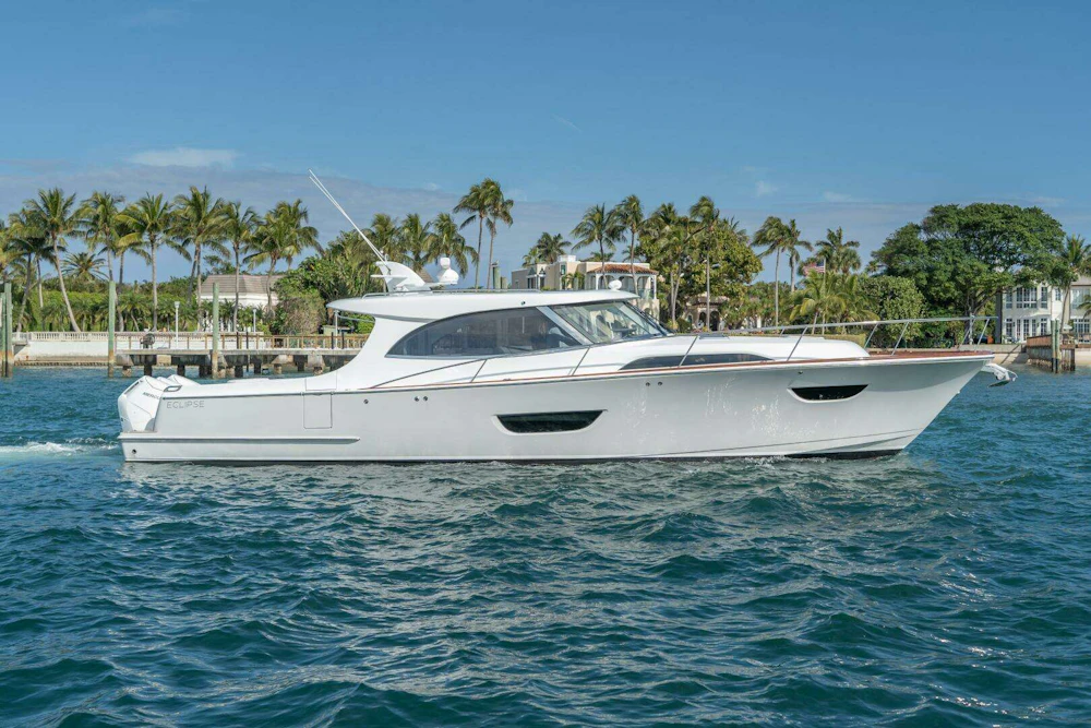 ECLIPSE 505 Shadow Yacht For Sale
