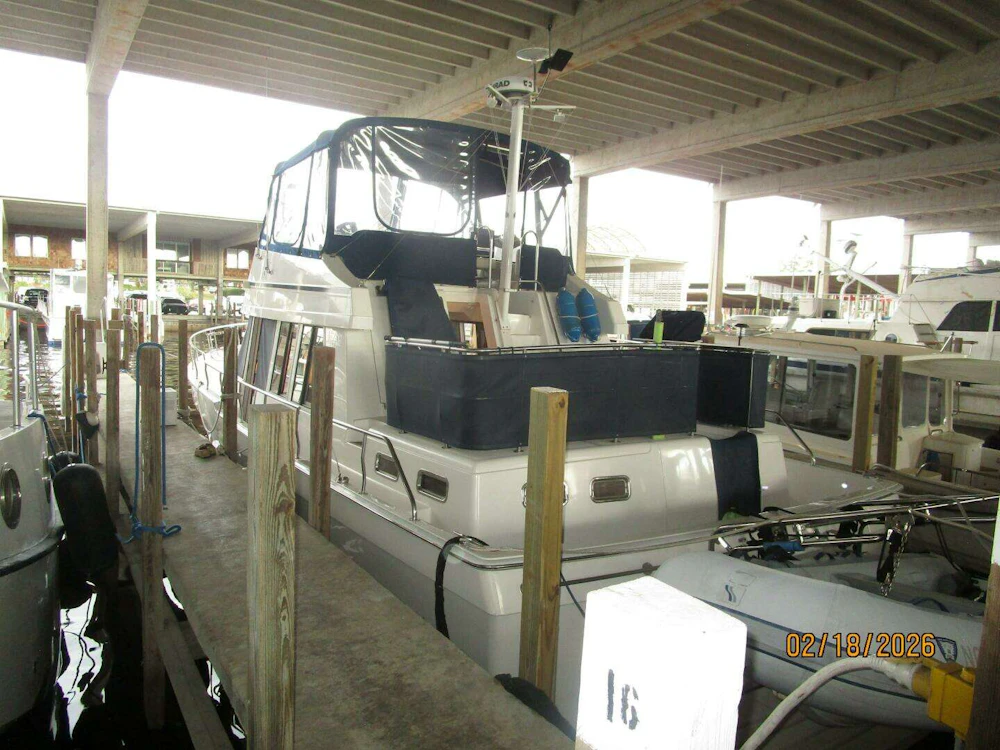 Mainship 430 Yacht For Sale