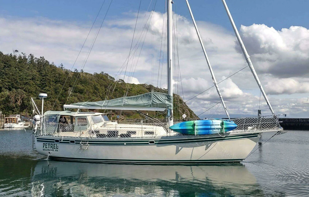 Cascade 42 Yacht For Sale