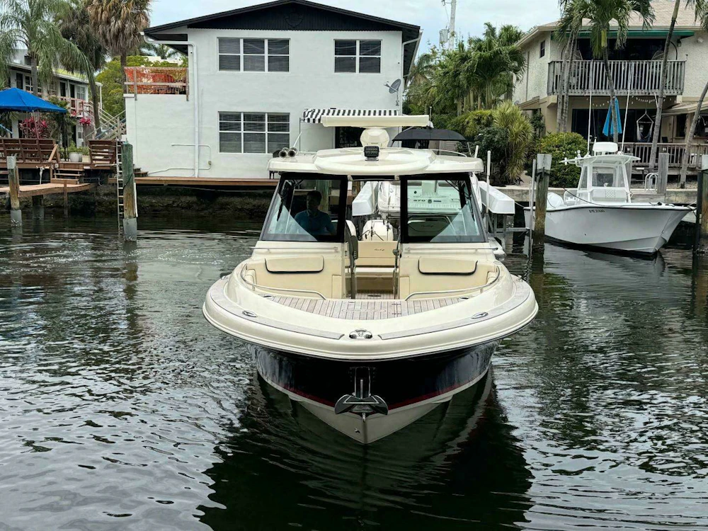 Chris-Craft Calypso 35 Yacht For Sale