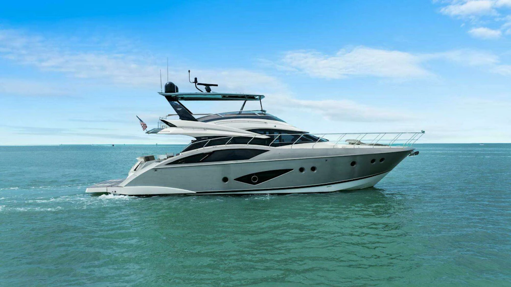 Marquis 630 Sport Yacht Yacht For Sale