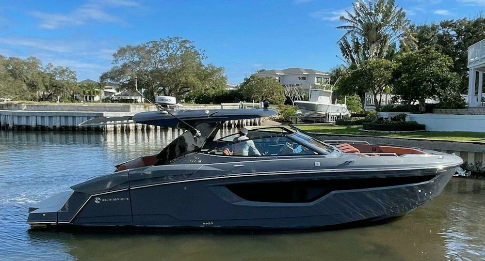 Cruisers Yachts 38 GLS Yacht For Sale