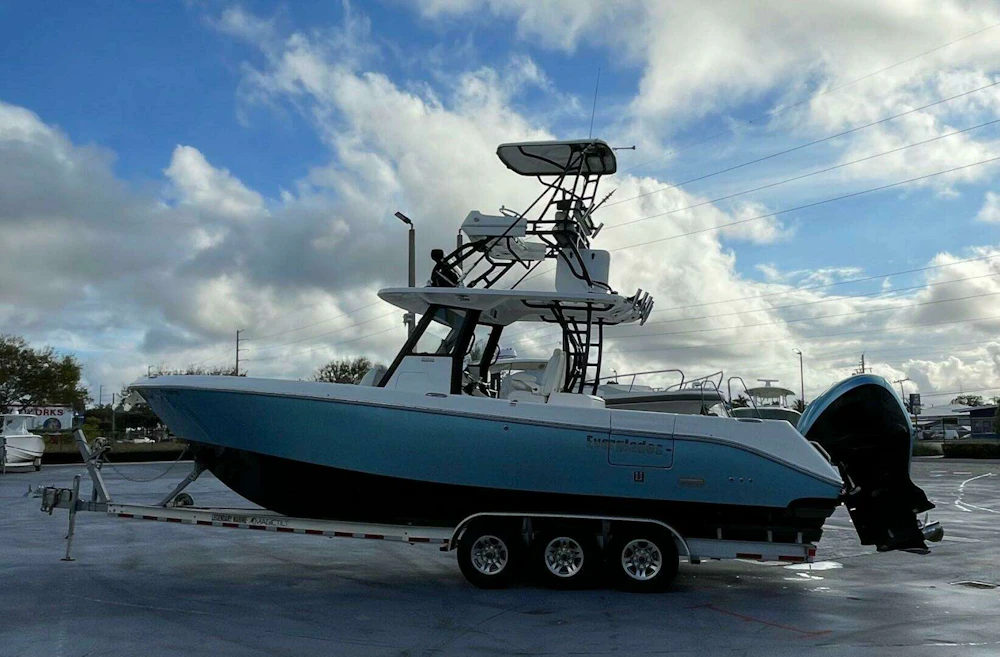 Everglades 335 Center Console Yacht For Sale