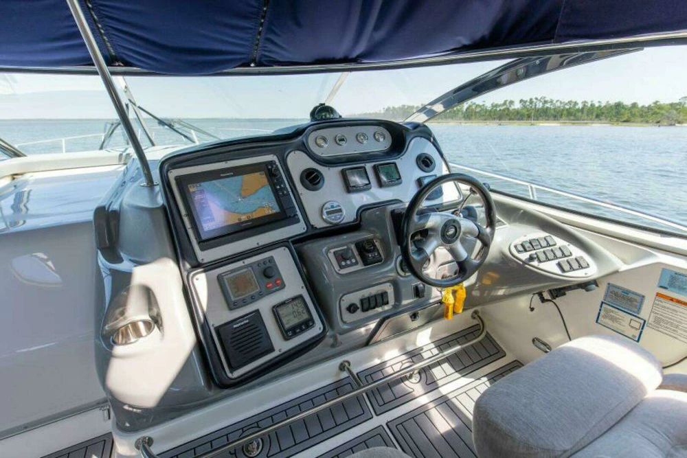 Cruisers Yachts 500 Express Yacht For Sale