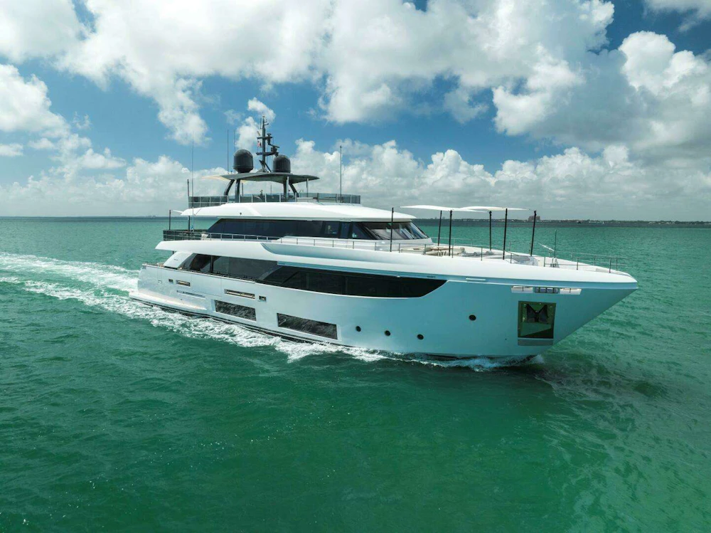 Custom Line 33 Navetta Yacht For Sale