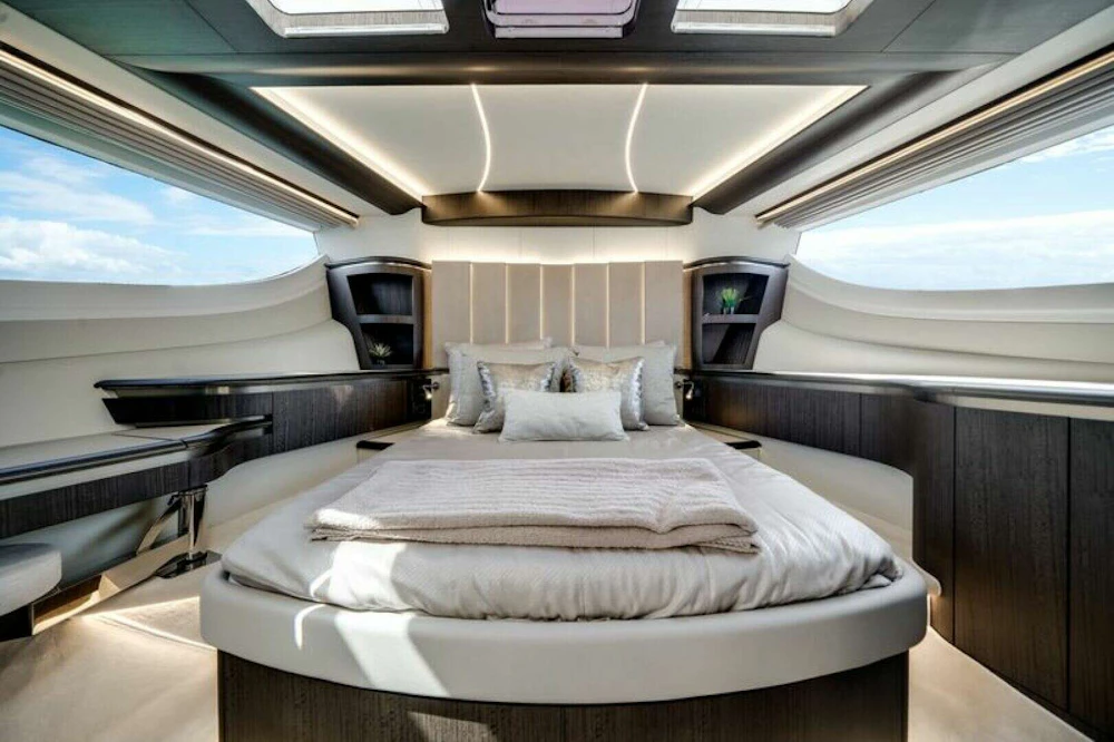 Galeon 560 FLY Yacht For Sale