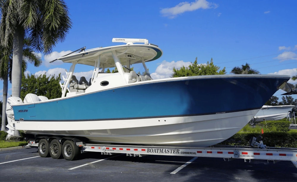 Regulator 37 Yacht For Sale