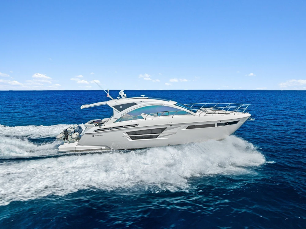 Cruisers Yachts 54 Cantius Yacht For Sale