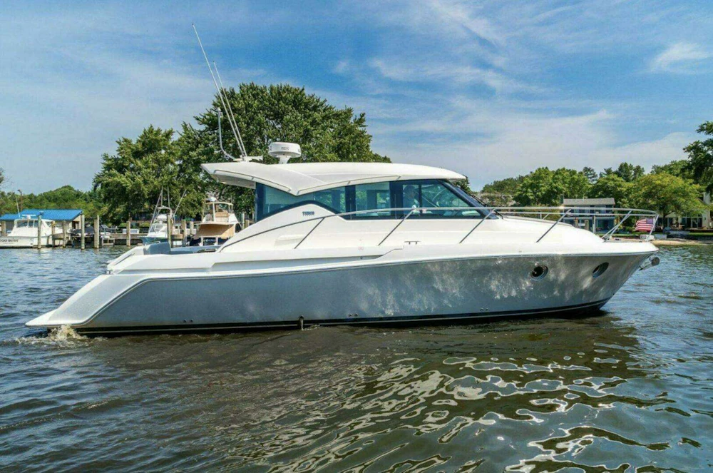 Tiara Yachts 39 Coupe Yacht For Sale